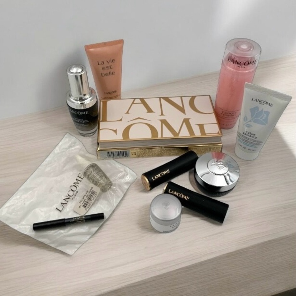 Lot Of New Lancôme Skincare, Makeup, Full Size, Travel Bag & Samples, $350 Plus! - Picture 3 of 6